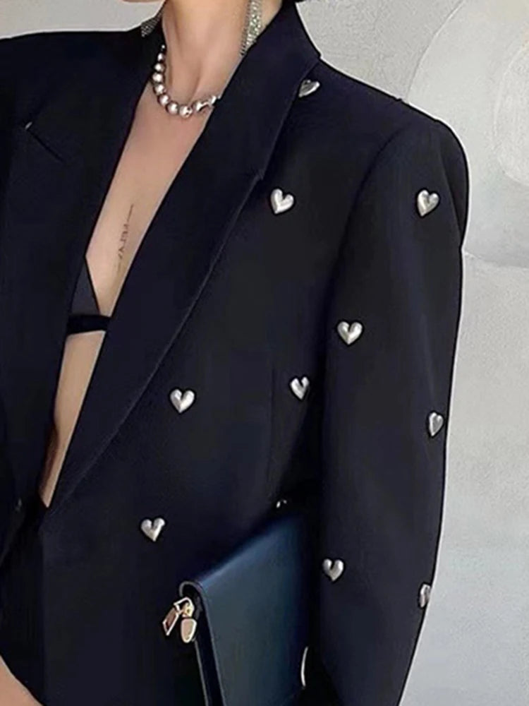 DEAT Mode Femmes Blazer Col Cranté Manches Longues Bouton Unique 3D Love Rivet Décoration Costume Vestes Automne 2024 Nouveau 7AB858