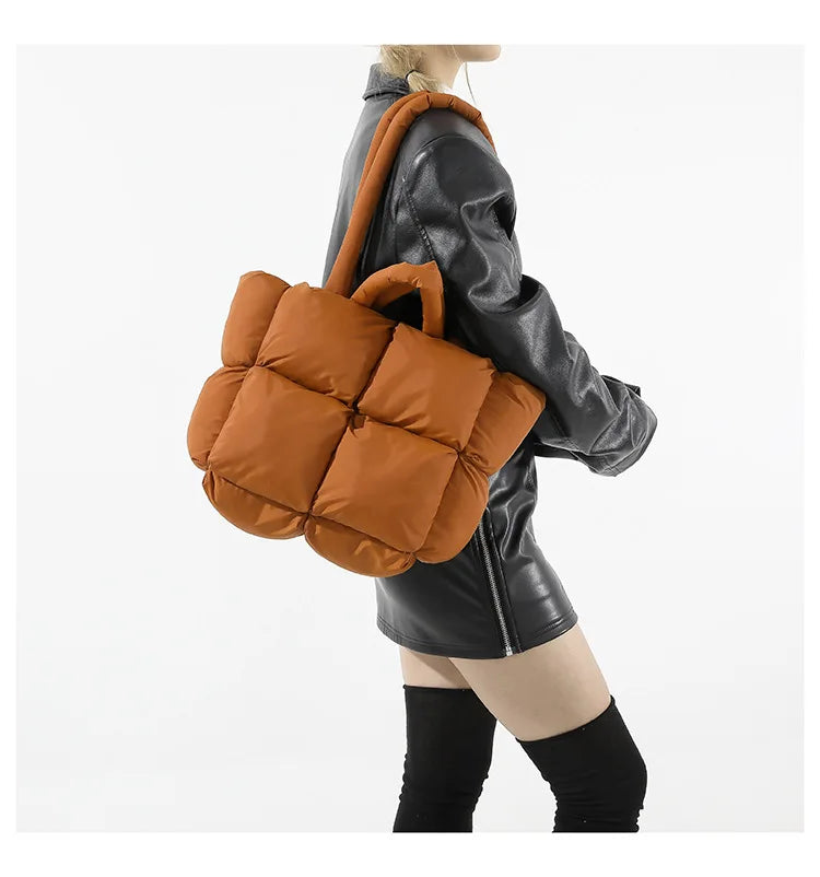 Bolso de mano acolchado suave y moderno para mujer, bandolera de nailon acolchada, bolso de mano de algodón cálido para invierno