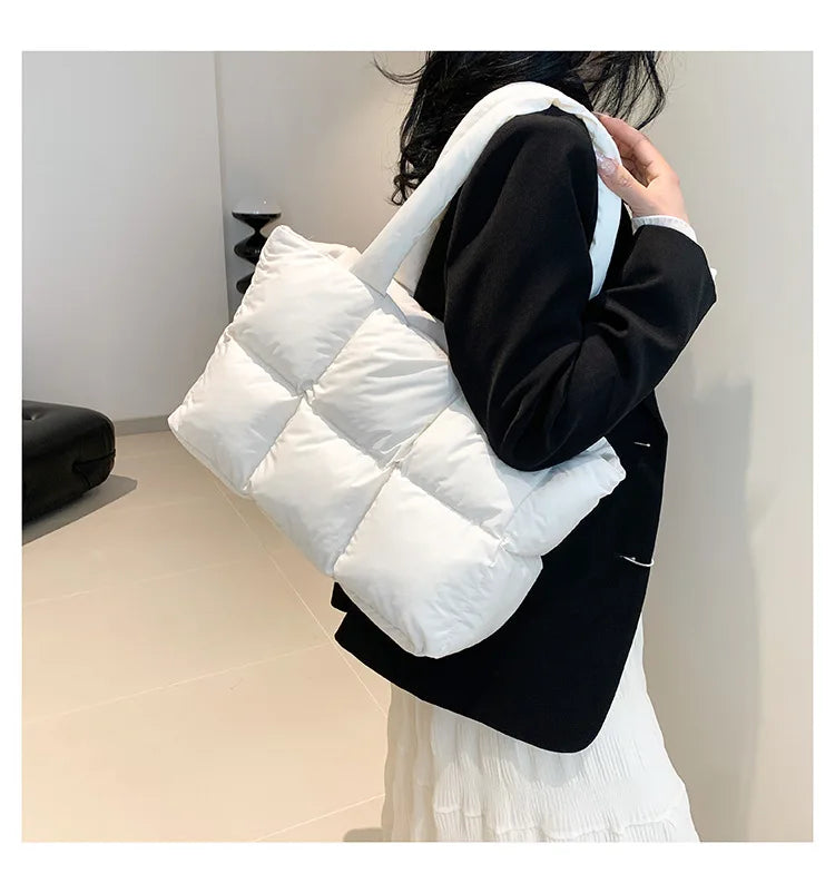 Fashion Large Capacity Padded Women Shoulder Bag Designer Quilted Lady Handbag Casual Nylon Soft Puffer Bag Big Tote Purse 2024