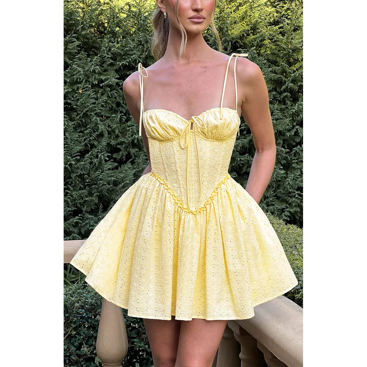 Suninheart Summer Spaghetti Strap Corset Dress Sexy Short Flare A Line Party Dresses Yellow Elegant Jacquard Dress Wholesale