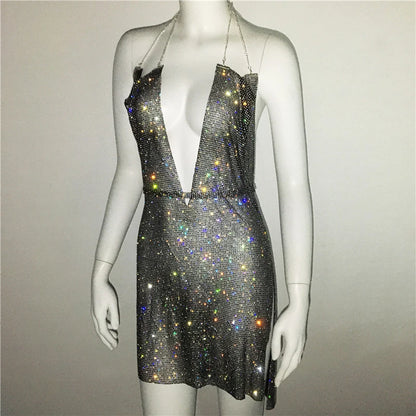 Venta al por mayor, barato, vestido de pecho bajo con diamantes de imitación de metal para mujer, sexy, sin espalda, tirantes finos, sólido, ceñido al cuerpo, para fiesta, club, vestidos 2023