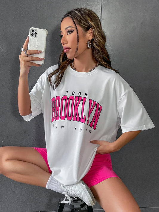 Camiseta para mujer 1898 Brooklyn York, camisetas con estampado de letras, camiseta negra, camiseta de verano para mujer, camiseta gráfica de los años 90, camisetas lindas para mujer