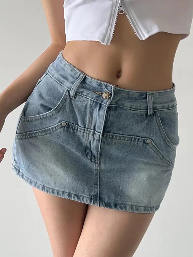 DEAT Mode Femmes Jupe A-ligne Épissé UltraShort Denim Poche Taille Haute Mince Couleur Unie Jupes Printemps 2024 Tendance Nouvelle 17A5641