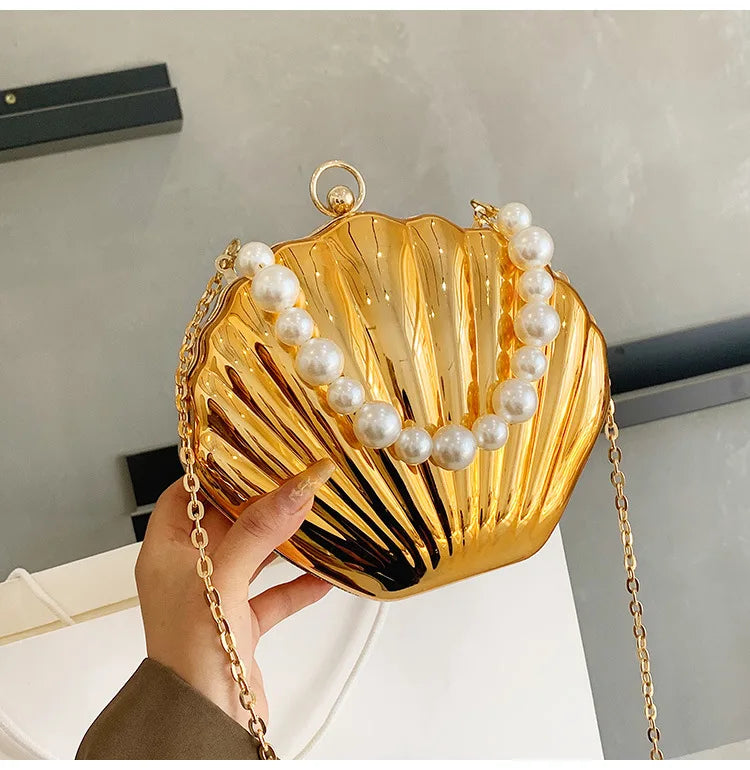 Evening Bags Shell Shape Women Clutch Bags 2023 New Wedding Bridal Handbag Pearl Beaded Fashion Shell Chain Party Bags