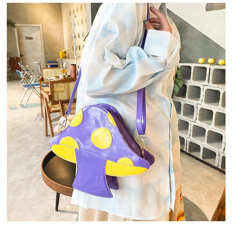 Laser Mushroom Design Women Handbags and Purses Girls Kawaii Shoulder Bag Crossbody Chain Day Clutch Designer Mini Hand Bag