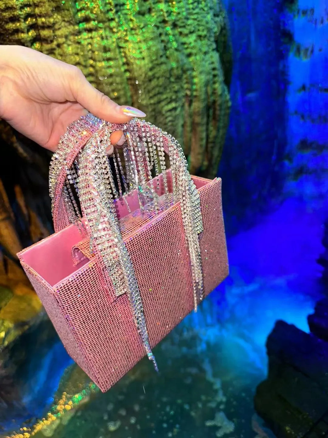 Bolso de mano para mujer, con forma de diamante, cuadrado, con borlas y asa brillante, para mujer, bandolera de un solo hombro