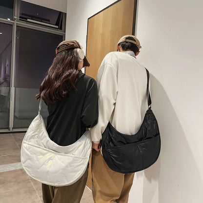 Bolsos cruzados japoneses sencillos para mujer y hombre, nuevos bolsos de pareja de superficie brillante de 2024, bolsos y carteras de algodón acolchados