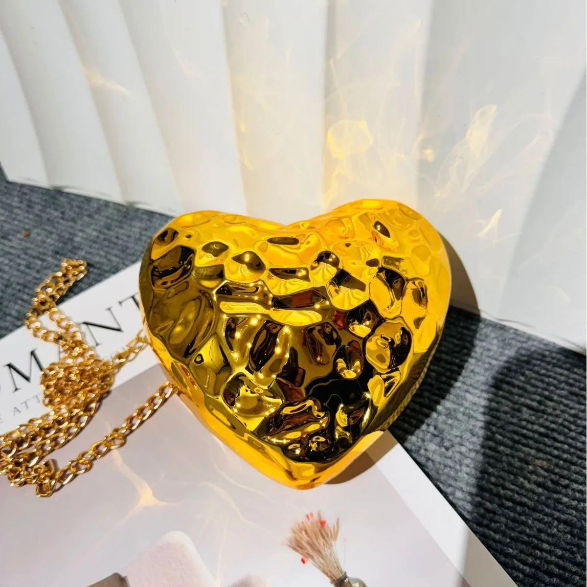 Acrylic Silver Mini Love Alien Meteorite Box Shell Bag Banquet Key Lipstick Chain Crossbody Bag Mini Cute Purses and Handbags