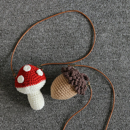 Sacs à bandoulière tricotés en forme de champignon mignons pour fille Sac à bandoulière en pomme de pin au crochet Accessoires adorables pour enfants Sac messager décontracté