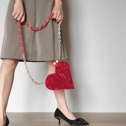 Bolso de mano para mujer, de acrílico, con forma de corazón, tipo sobre, de diseñador, para fiesta, de lujo, color rojo