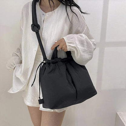 Casual Large Capacity Puffer Tote Bag Designer Padded Nylon Women Handbags Knotted Strap Shouder Crossbody Bags Warm Sac 2024