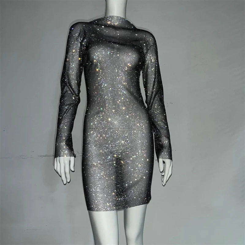 Robe en maille faite à la main avec strass et cristaux, manches longues, moulante, mini, ajourée, col rond, robes de soirée à paillettes pour femmes