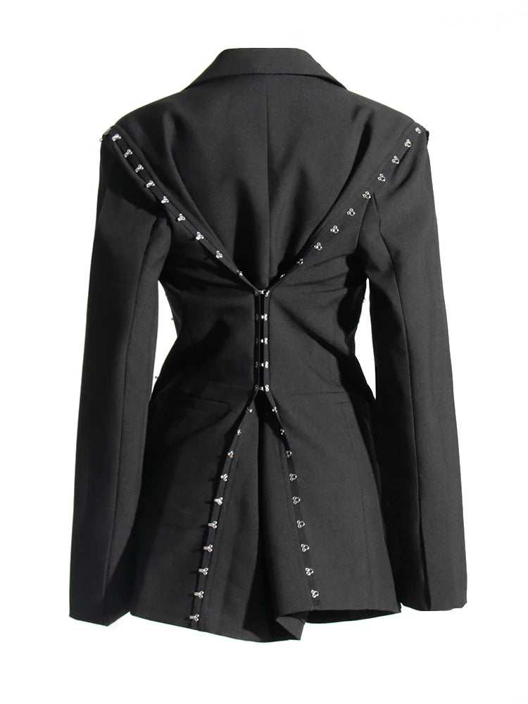 DEAT Fashion Blazer pour femme avec boucle en métal crantée et décoration à la taille, rétraction ample à simple boutonnage, nouvelle tendance automne 2024 7AB1058