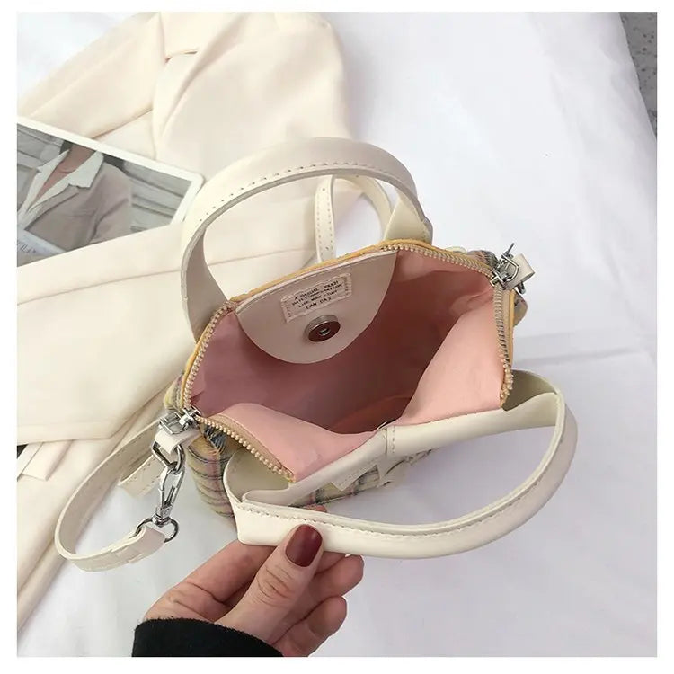 Bolso de mujer, estilo de ropa, bolso de hombro, bolso cruzado bonito a la moda para mujer