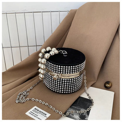 Sac de soirée tendance pour femme, pochette circulaire à rivets noirs et argentés, sac messager à chaîne pour femme, sac à bandoulière tendance en diamant