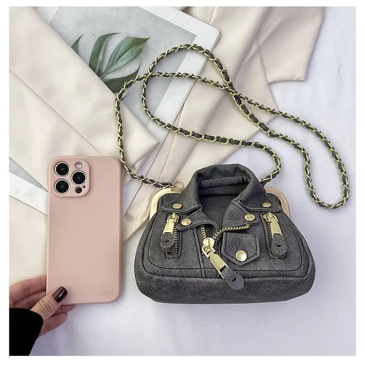 Bolso de hombro pequeño para mujer, bonito bolso cruzado con forma de ropa para niñas, bolso de cadena con remaches a la moda para niñas, bolso de mujer