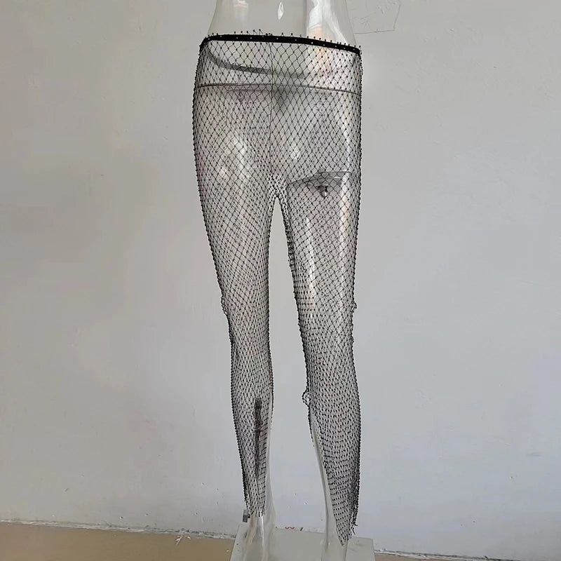 Pantalon en maille de diamant en cristal solide et sexy pour femme, pantalon d'été sexy ajouré transparent et ample en résille, nouveau pantalon de plage 2024