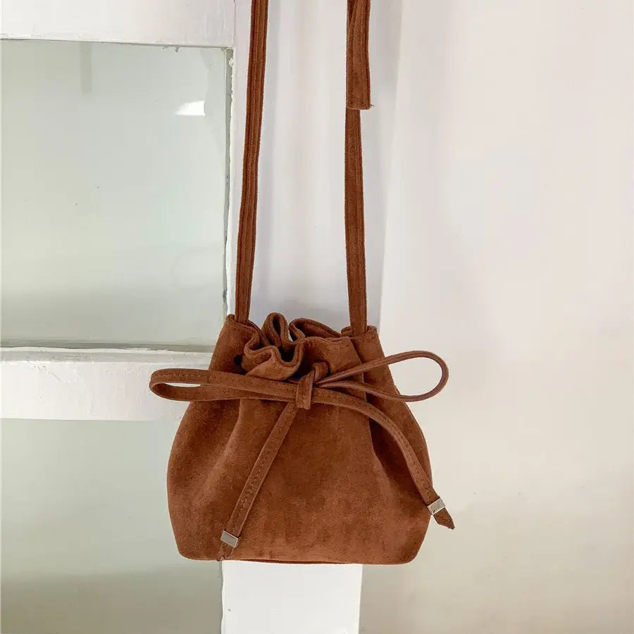 Bolso de cubo de gamuza sintética de moda, bolso de hombro de alta calidad, bolsos cruzados de diseñador para mujeres, bolsos con cordón plisado, bolsos elegantes