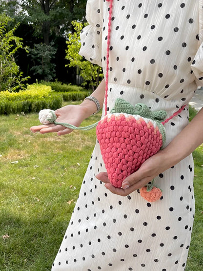 Lindo bolso pequeño de verano tejido con fresas, bolso bandolera pequeño tipo cubo para niñas