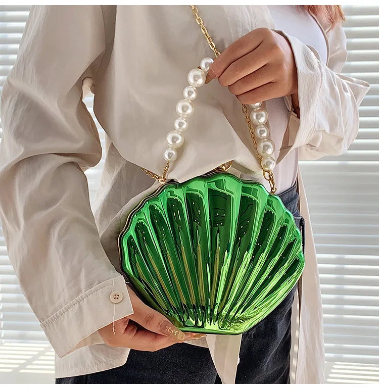 Evening Bags Shell Shape Women Clutch Bags 2023 New Wedding Bridal Handbag Pearl Beaded Fashion Shell Chain Party Bags