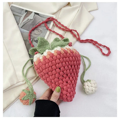 Lindo bolso pequeño de verano tejido con fresas, bolso bandolera pequeño tipo cubo para niñas