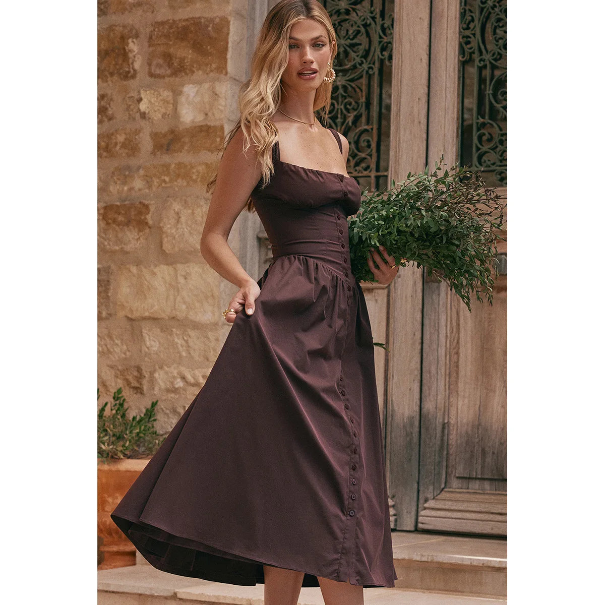 Robe élégante d'été pour femme Suninheart 2023 Robe de fête d'anniversaire à bretelles spaghetti marron Robe mi-longue boutonnée en ligne A