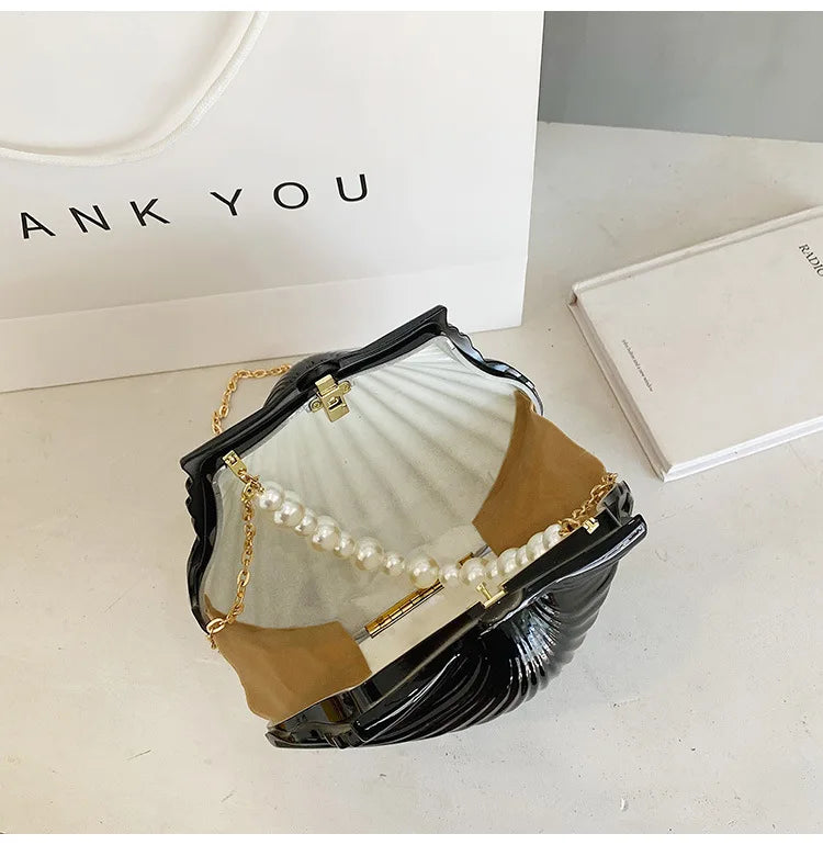 Evening Bags Shell Shape Women Clutch Bags 2023 New Wedding Bridal Handbag Pearl Beaded Fashion Shell Chain Party Bags