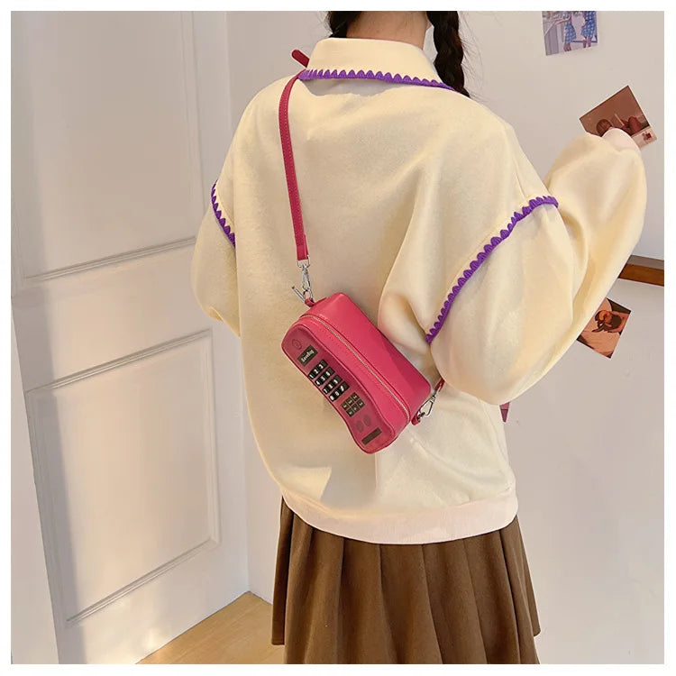 Cute 3d Mobile Phone Shape Crossbody Bag Fashion Small Purses And Handbags Girls Shoulder Bag Novelty Clutch Designer Bag 2024