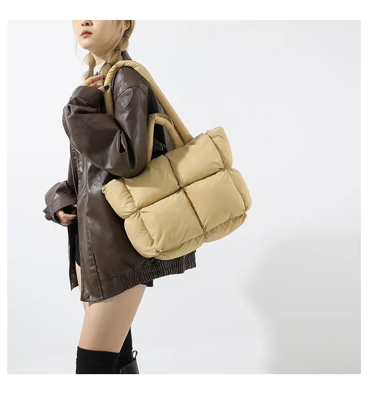 Bolso de mano acolchado suave y moderno para mujer, bandolera de nailon acolchada, bolso de mano de algodón cálido para invierno