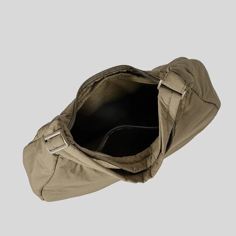 Sac à bandoulière décontracté en nylon demi-lune pour femmes, sacs à bandoulière matelassés et rembourrés, sac à bandoulière Hobos, sac à main simple pour femmes 2024