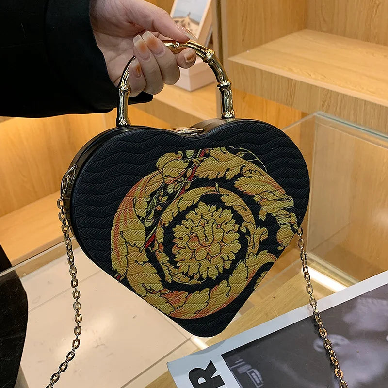 Women Purses And Handbag New Fashion Love Heart Shape Shoulder Bag Women Chain Crossbody Bag Ladies Purse And Clutch Bag