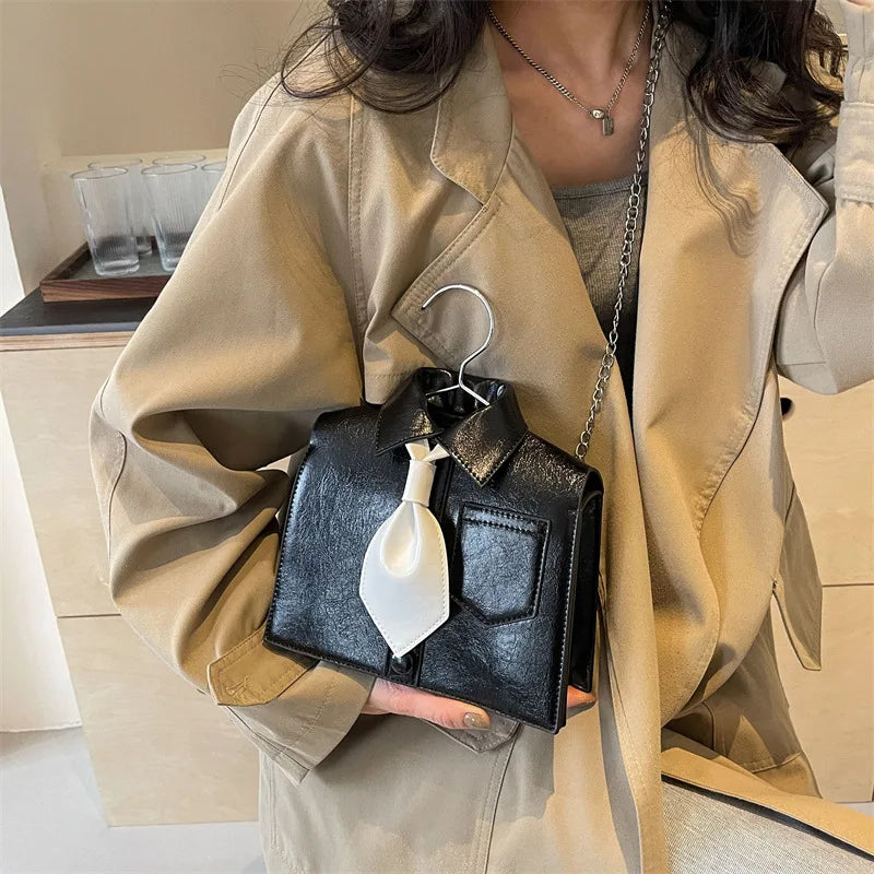 Sac à bandoulière à revers pour femme, petit sac fourre-tout tendance, vêtements de créateur, forme de sacs à bandoulière pour dames, sacs à main de haute qualité, 2024