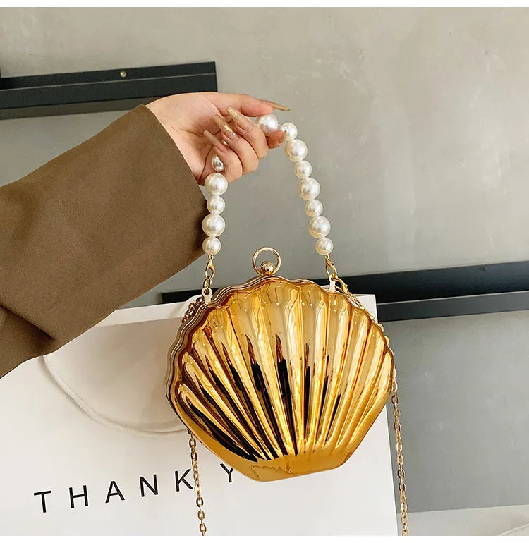 Evening Bags Shell Shape Women Clutch Bags 2023 New Wedding Bridal Handbag Pearl Beaded Fashion Shell Chain Party Bags