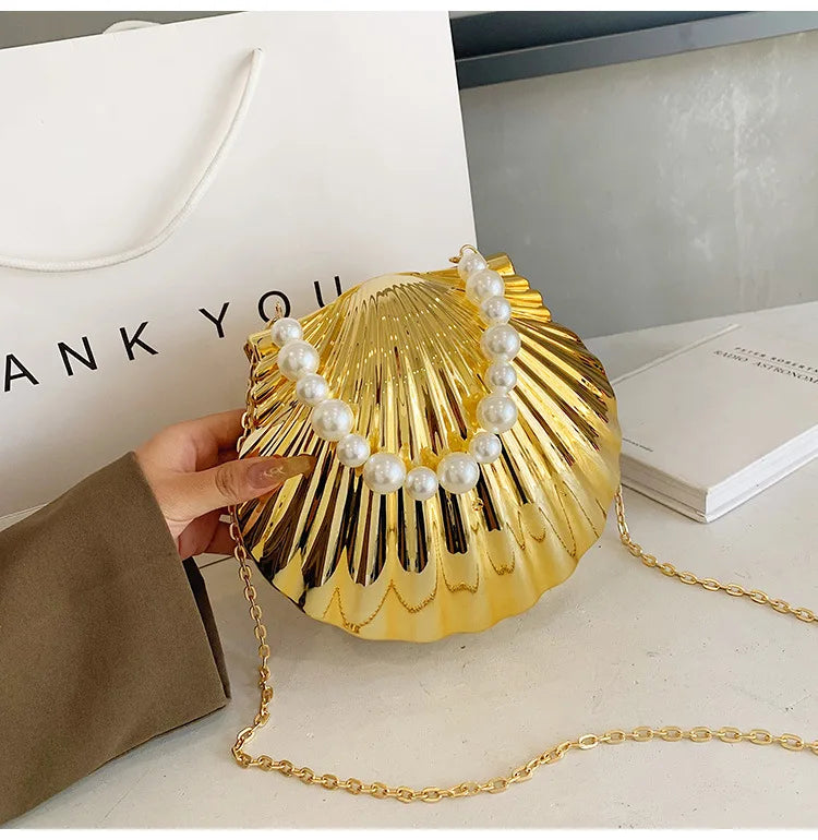 Evening Bags Shell Shape Women Clutch Bags 2023 New Wedding Bridal Handbag Pearl Beaded Fashion Shell Chain Party Bags