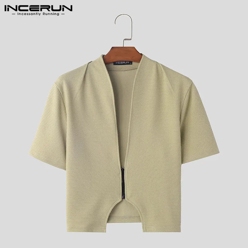 Camisa para hombre 2024, color sólido, cuello en V, manga corta, cremallera, ropa de calle para hombre, elegante, informal, tops cortos irregulares, S-5XL INCERUN