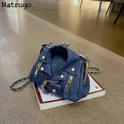 Bolso de hombro pequeño para mujer, bonito bolso cruzado con forma de ropa para niñas, bolso de cadena con remaches a la moda para niñas, bolso de mujer