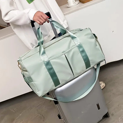 Sac de voyage de grande capacité avec séparation humide et sec, sac de yoga à la mode, sac de fitness, sacs à main de luxe de créateur, sacs fourre-tout décontractés 2024