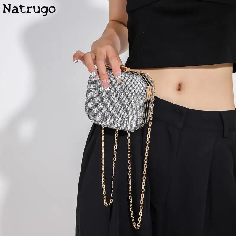 Mini bolso de noche para mujer, bolso de hombro retro con diamantes de imitación a la moda, bolso cruzado con cadena de color dorado, plateado y negro