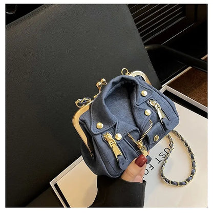 Bolso de hombro pequeño para mujer, bonito bolso cruzado con forma de ropa para niñas, bolso de cadena con remaches a la moda para niñas, bolso de mujer