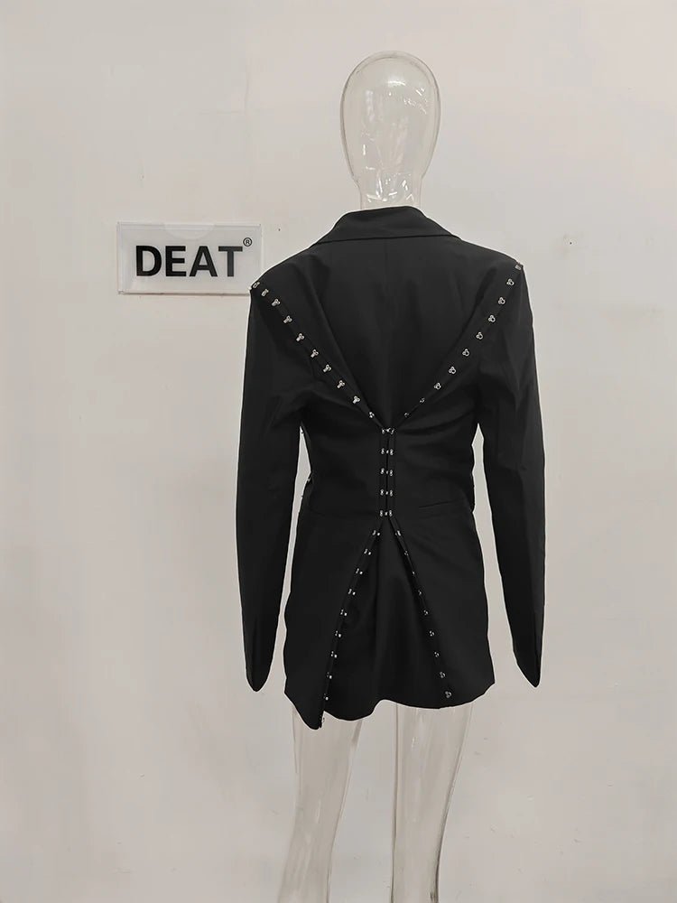 DEAT Fashion Blazer pour femme avec boucle en métal crantée et décoration à la taille, rétraction ample à simple boutonnage, nouvelle tendance automne 2024 7AB1058