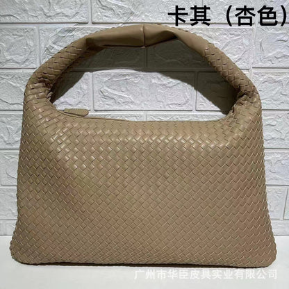 Woven Bag Women's Large Large Capacity Shoulder Handbag