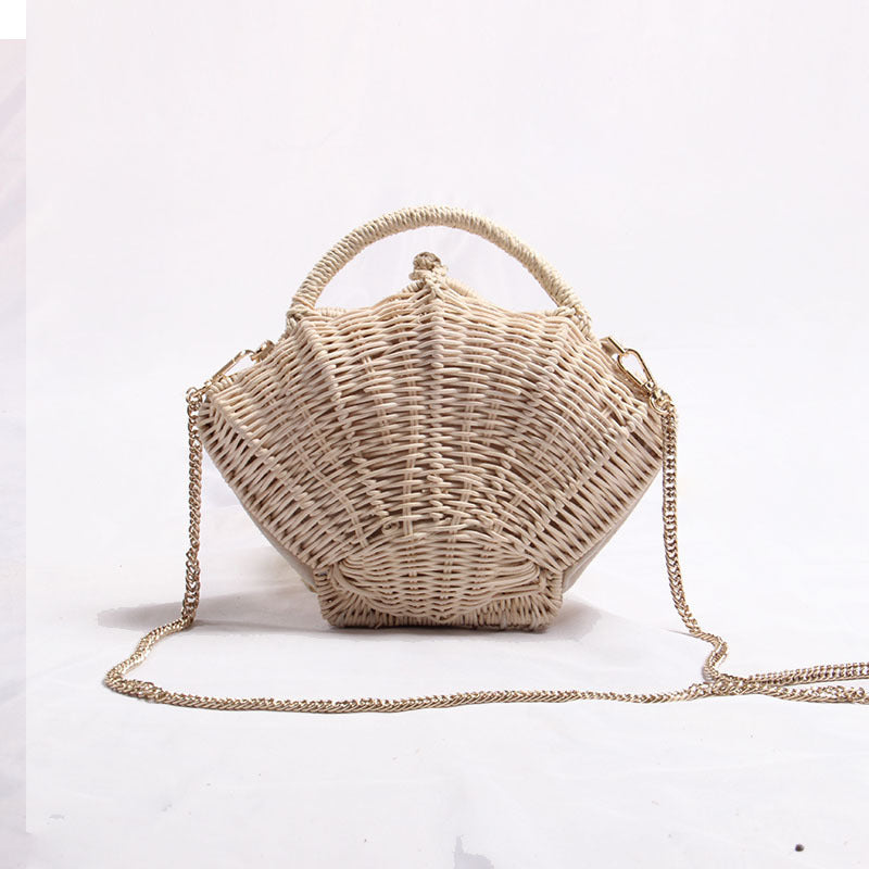 Women's Woven Shoulder Handbag Shell-shaped Chain Pouch