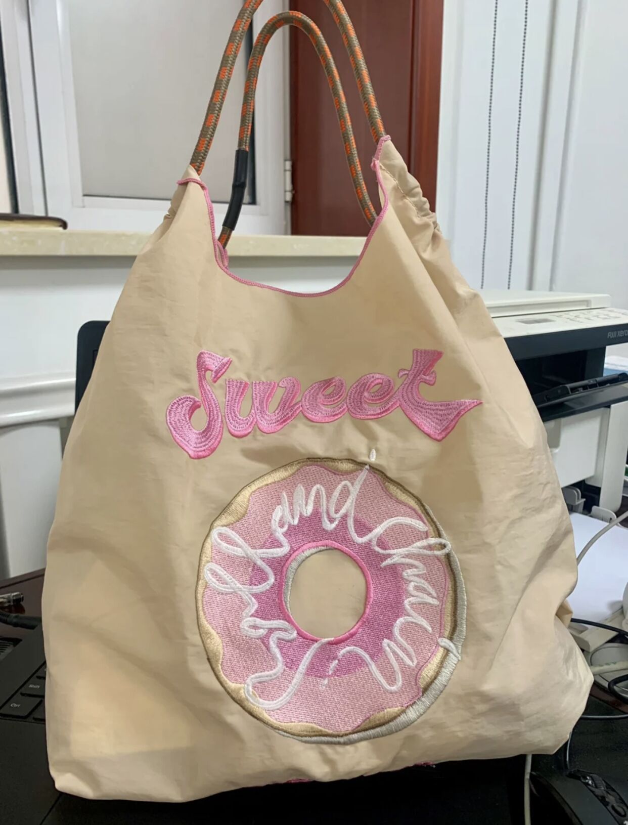 Sac en nylon japonais écologique avec broderie de beignet