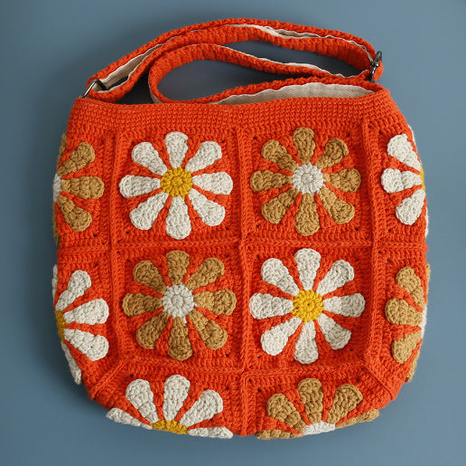 Hand-woven Sevenleaf Crossbody Women's Bag