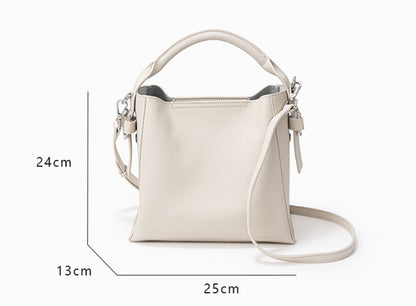 Sac seau tendance en cuir de vachette avec couche supérieure pour femme