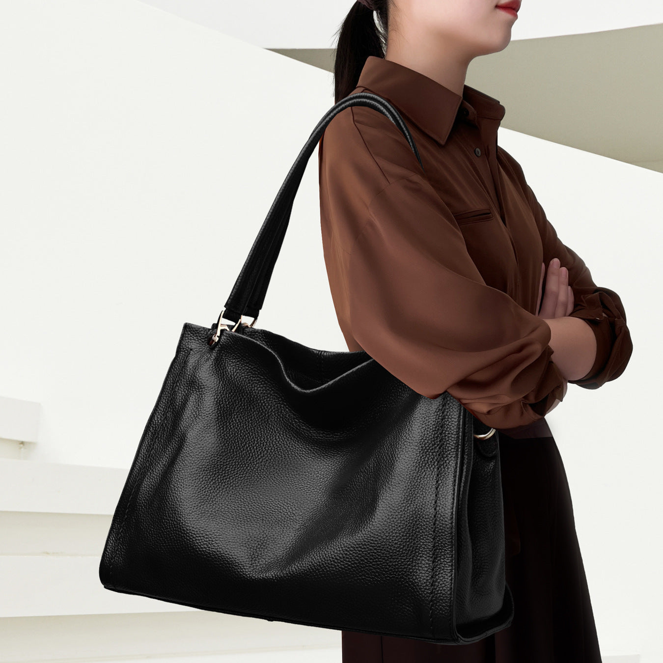 Sac à bandoulière simple en cuir de vachette pour femme