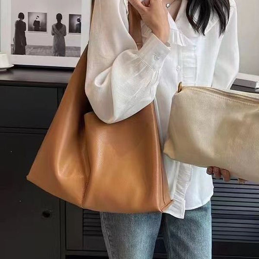 Sac à bandoulière tendance pour femme avec un design spécial